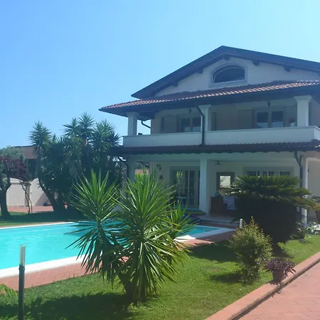 Incanto Forte dei Marmi